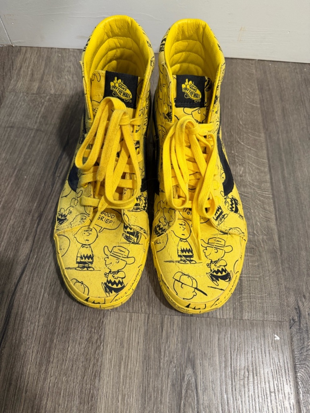 Vans X Peanuts Sk8 High Charlie Brown Maize Mens Size 9.5 Pre-Owned.